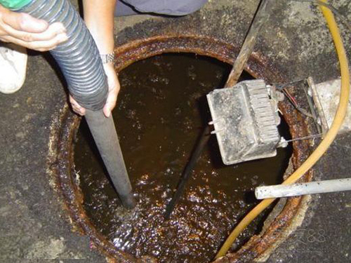 木棠镇隔油池清理